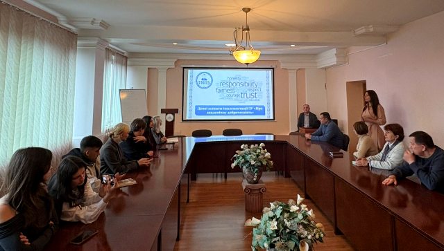 Жваве обговорення під час семінару
